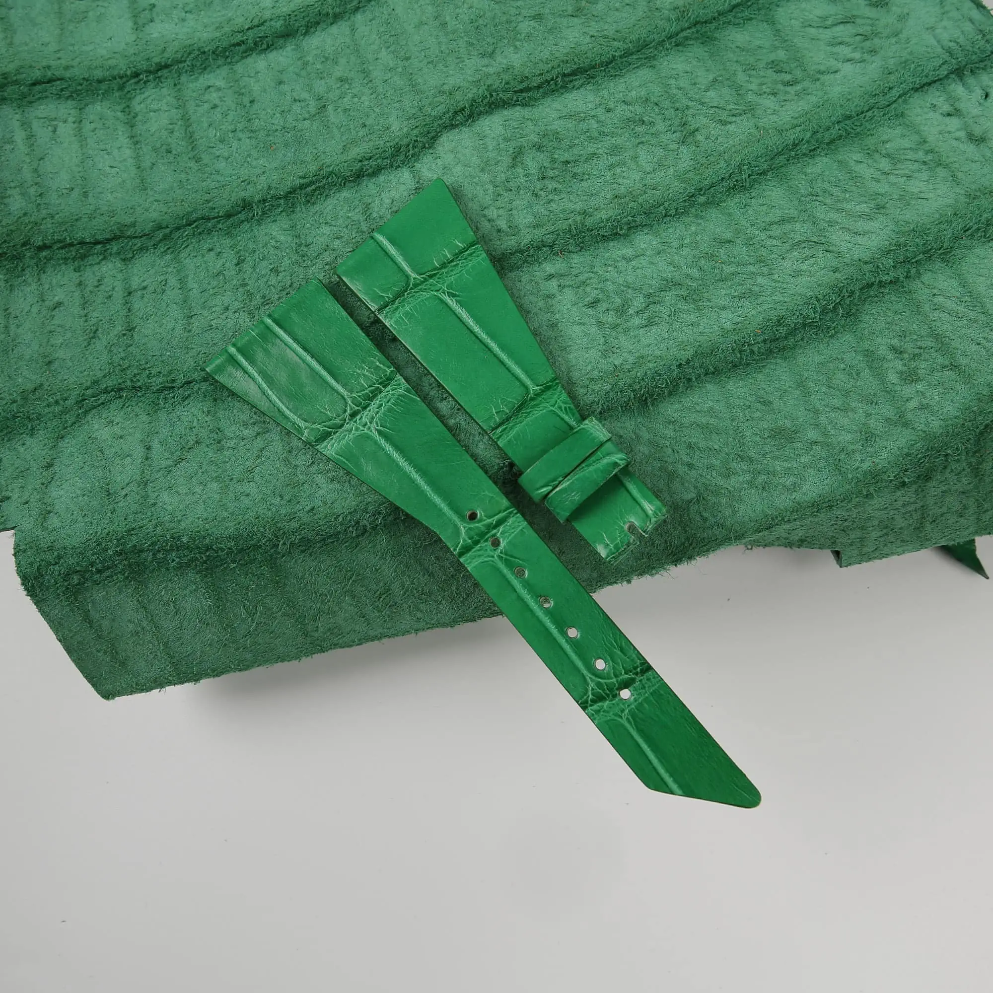 Asymmetric Light Green Alligator Leather Watch Strap - King Midas