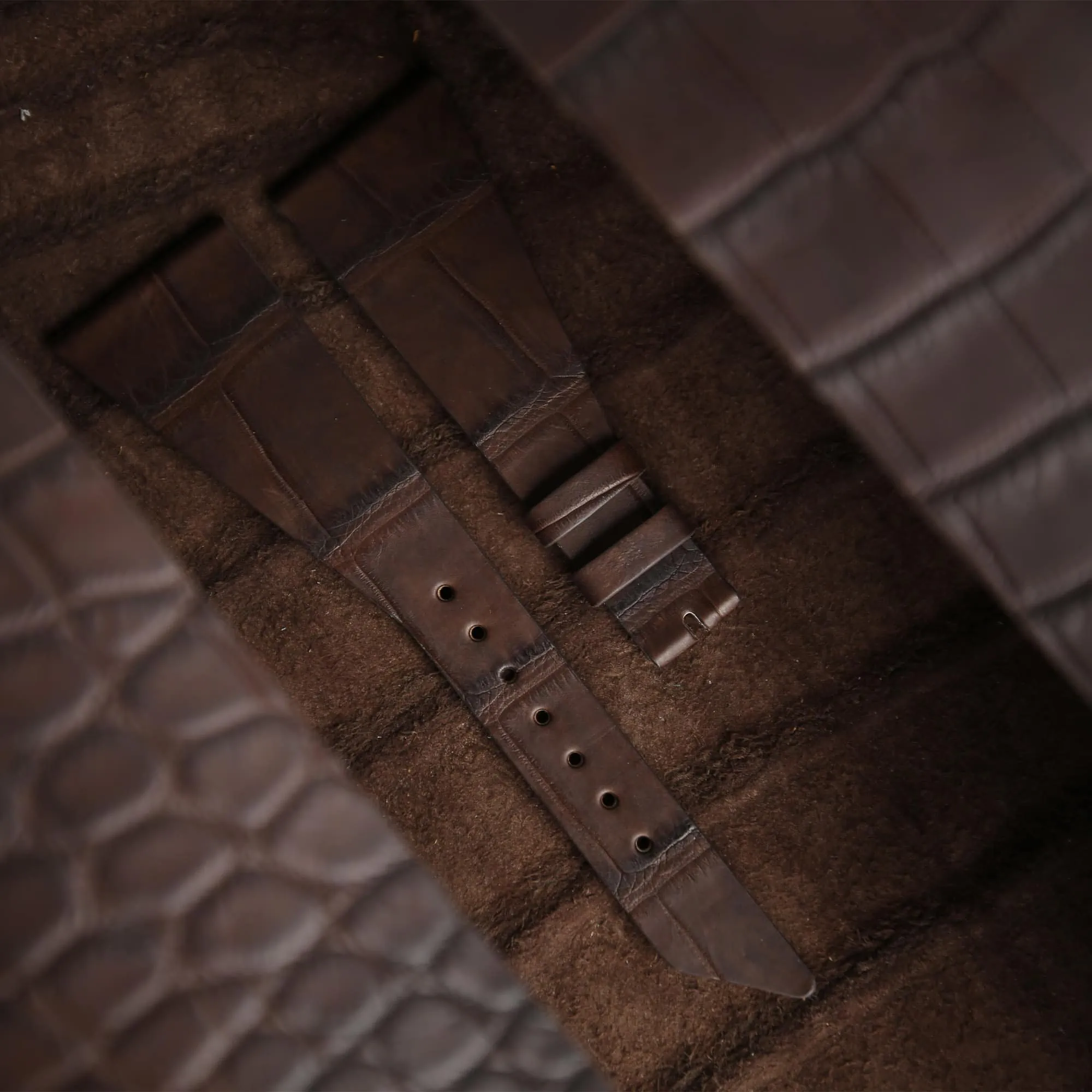 Asymmetric Chocolate Alligator leather watch strap - Image 3