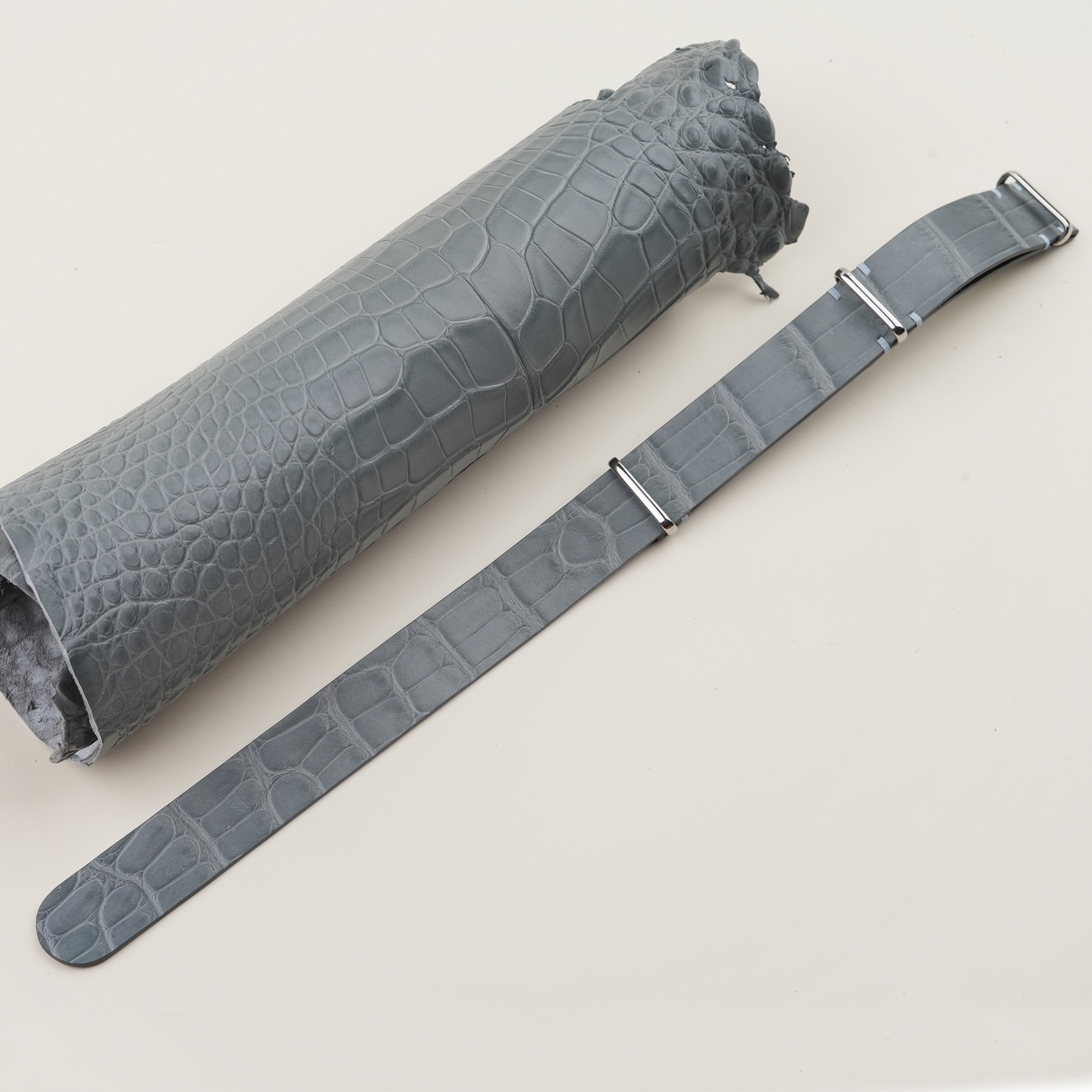 Similli watch strap with embossed pattern