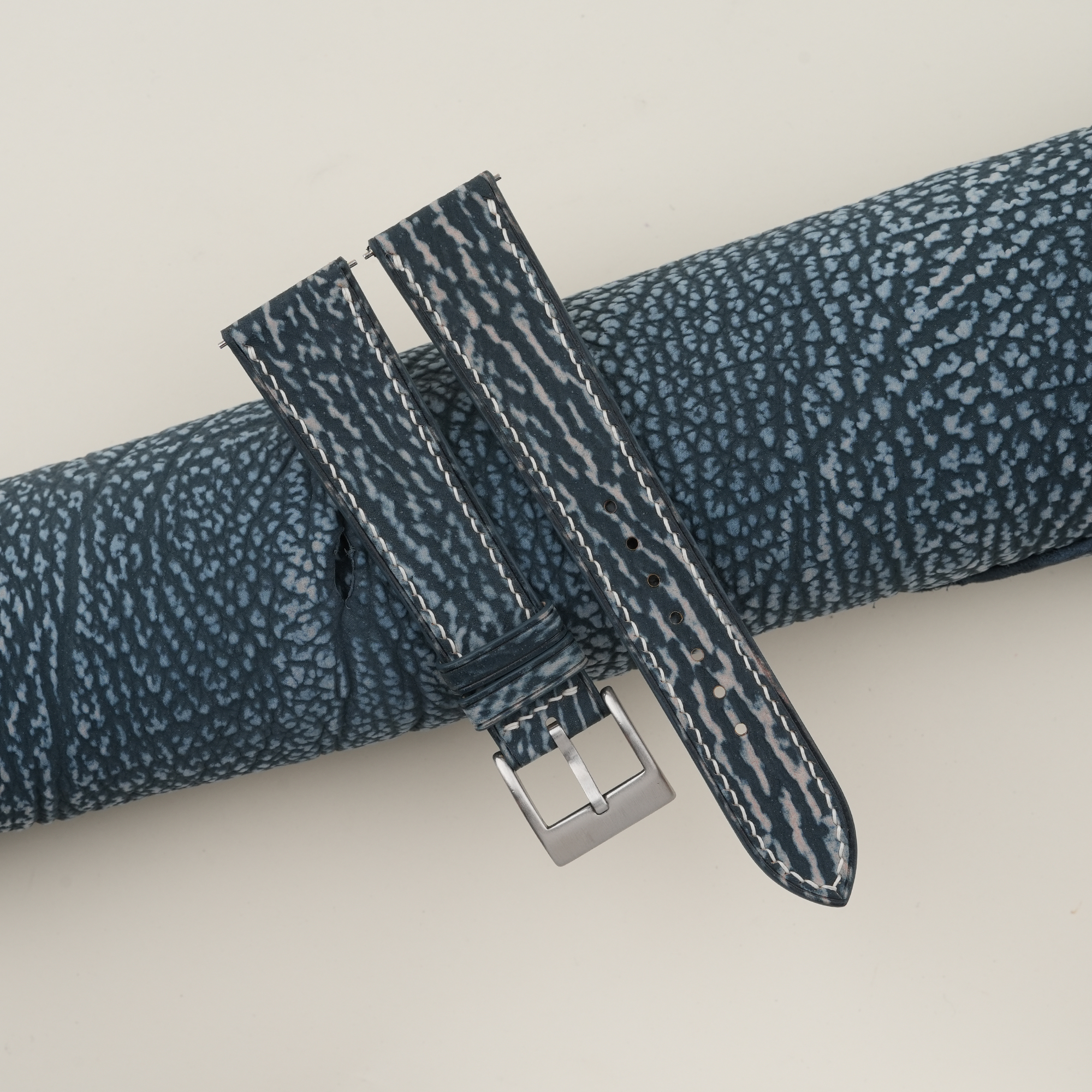 Similli watch strap with embossed pattern